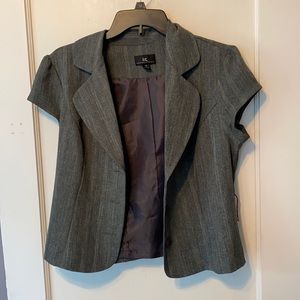 Iz byer grey suit jacket.